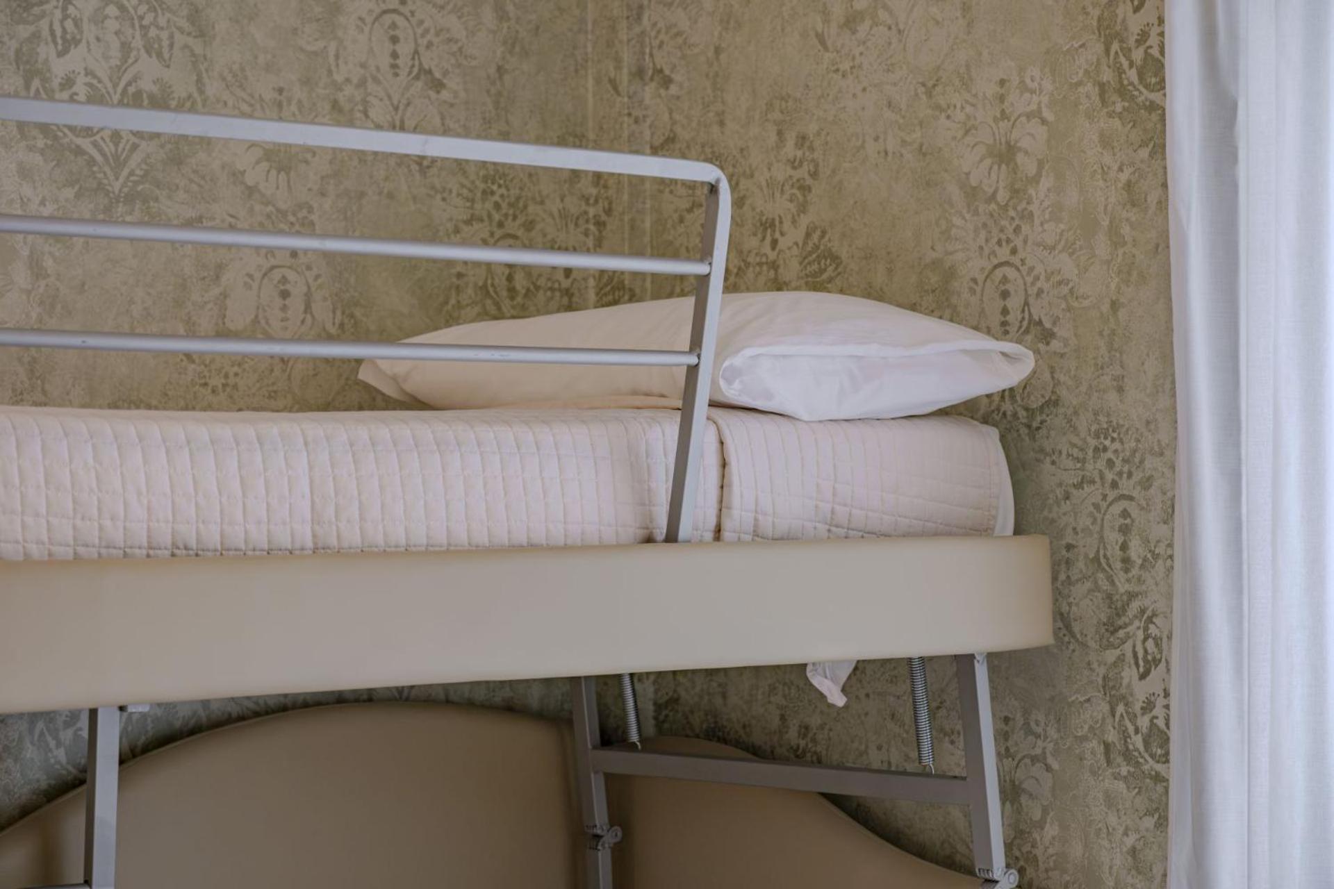 Hotel President - Vintage Hotel In Centro 리치오네 외부 사진
